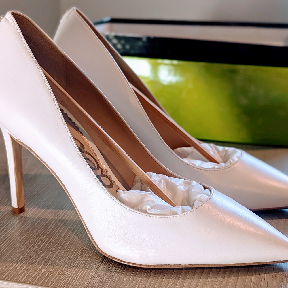 Sam Edelman White Pointed Heels